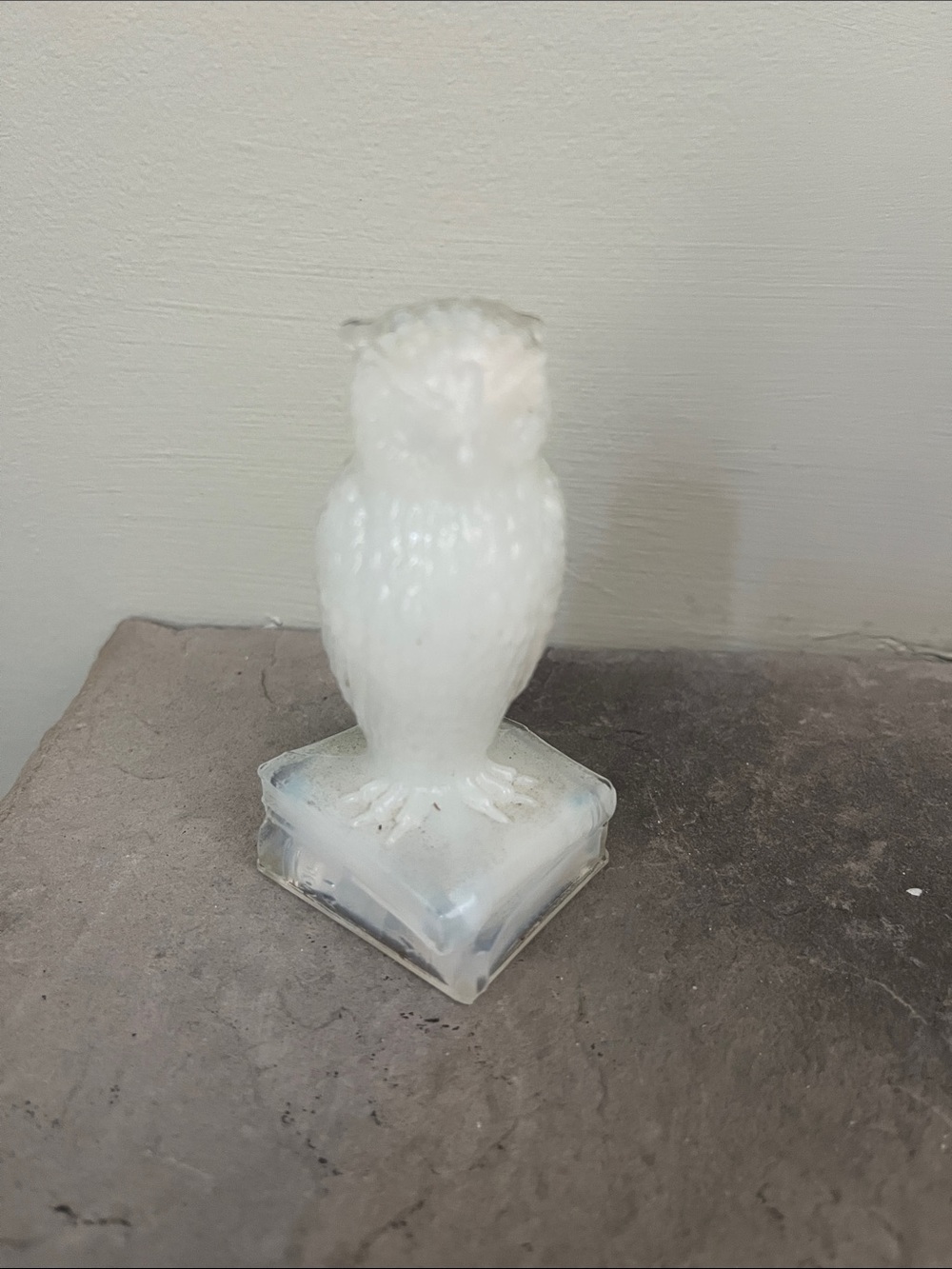 Degenhart glass owl on books- vintage